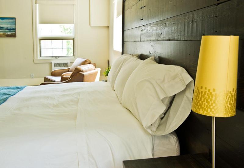 Pine Lodge Muskoka ハンツビル 部屋 写真