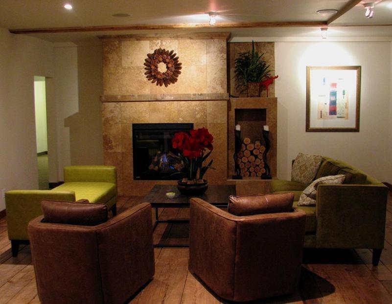Pine Lodge Muskoka ハンツビル エクステリア 写真
